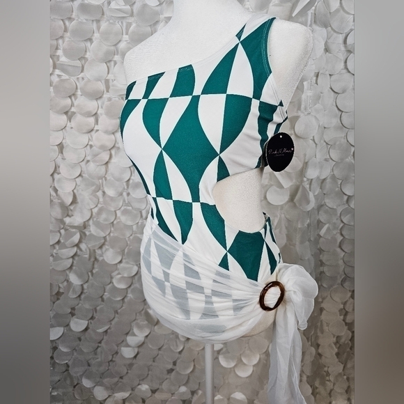 Green Sexy Asymmetrical Neck Geometrical Print Cut Out One Piece Swimwear - Picture 3 of 8